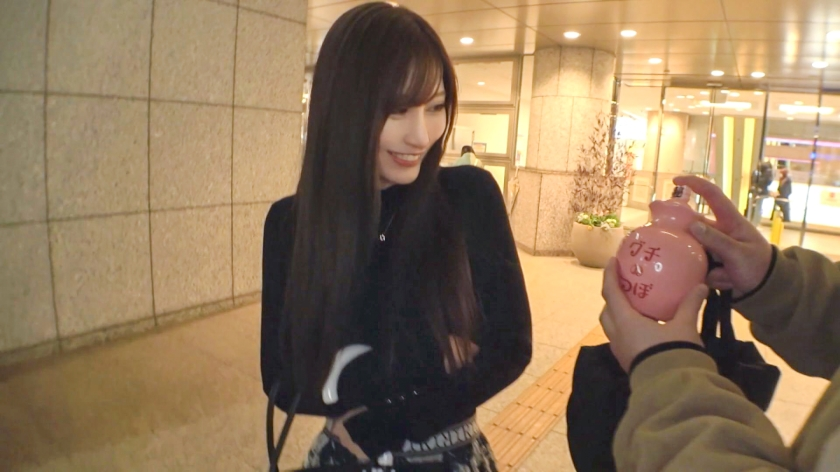 【素人AVレビュー】スレンダーボディで、ハリのある巨乳。社長秘書の、オンナを奪うNTRセックス！パンツずらしてクンニ。いやらしい腰使いの騎乗位で、声出して悶えまくりイキまくり！